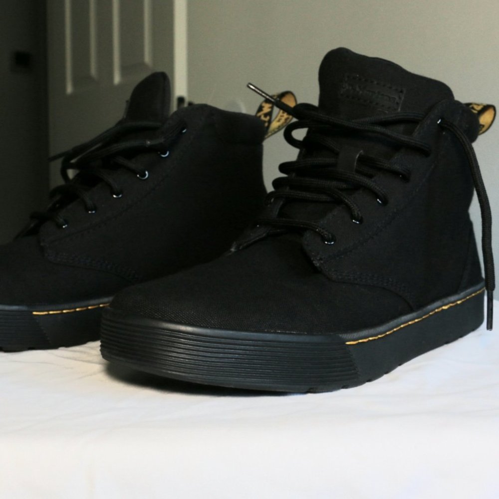 Men's Dr. Martens Cairo Chukka Boot- black